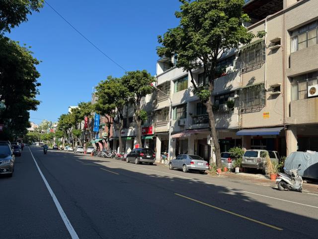 三民區法拍透天-6