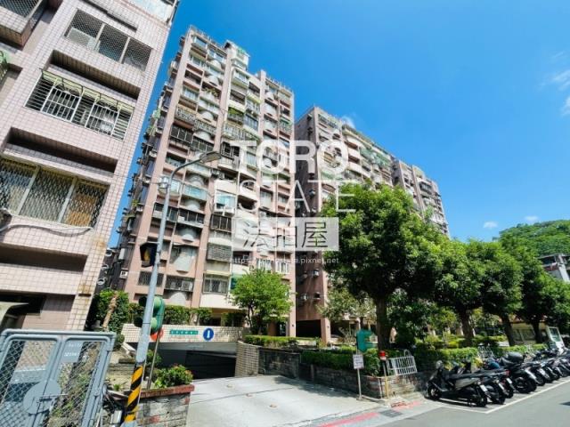 台北文山區法拍大樓-3