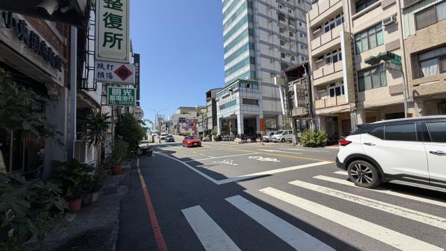 台南東區透天-6
