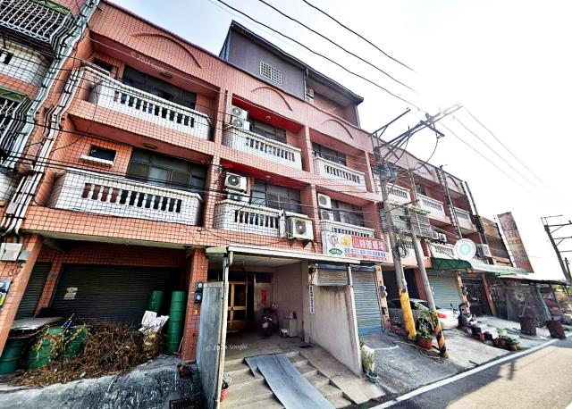 二崙山子門路透天店住