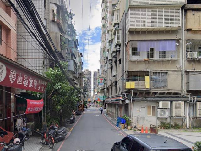 新北板橋大樓法拍-8