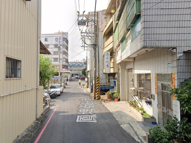 鳳山法拍透天-3