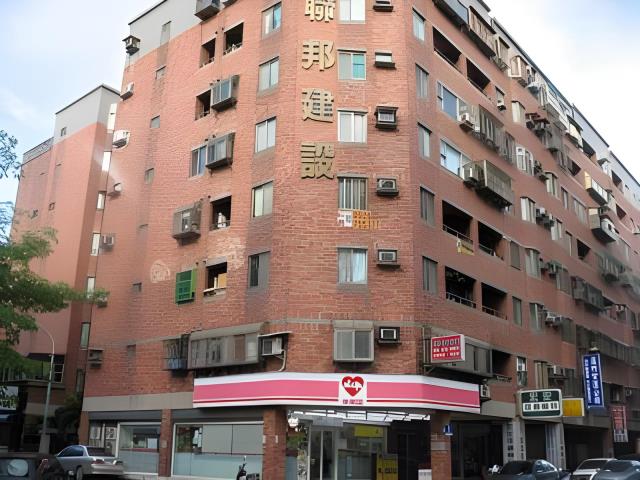 桃園拍賣大樓-2