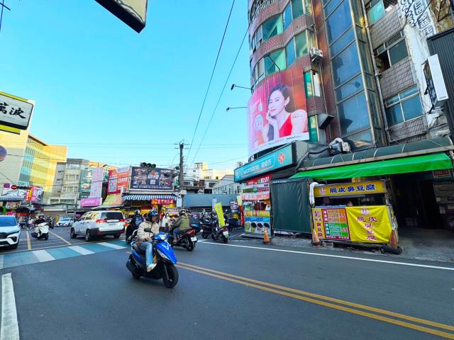 台中龍井店面-8