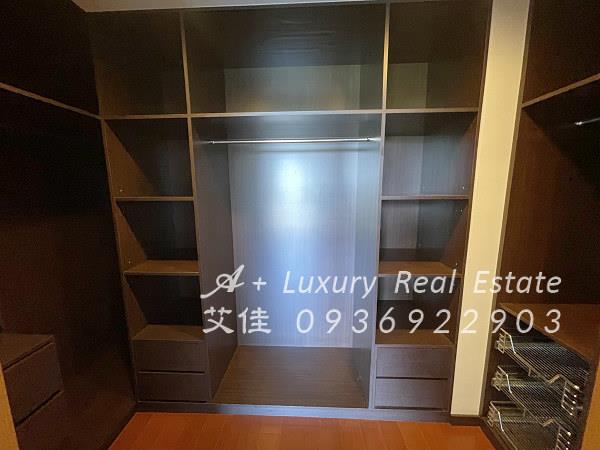 天母近美國學校