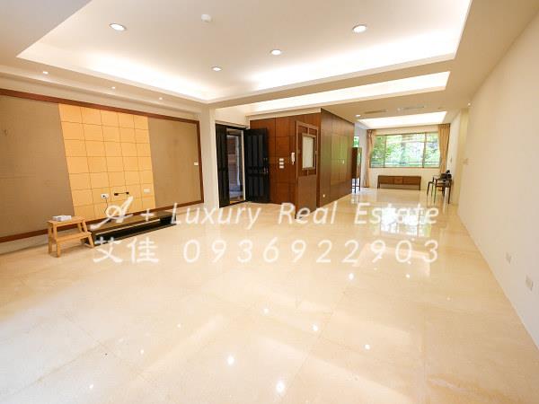 維也納藝術廣場大露台