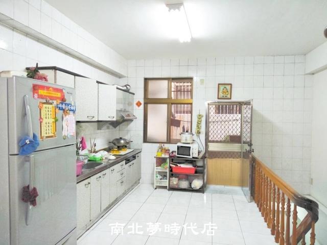 台南安平透天-4
