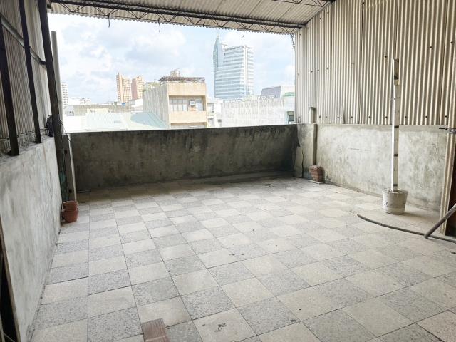 中西區透天-13