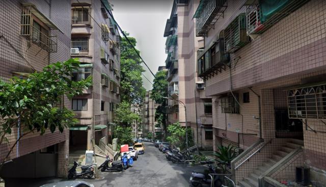 基隆暖暖法拍華廈-6