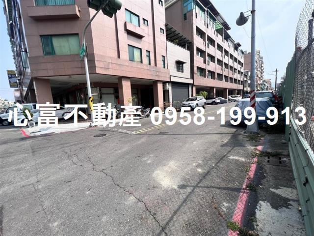高雄三民區廠房-1