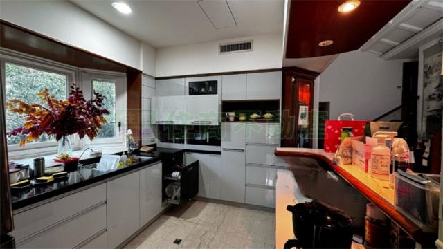 新北新店透天-7