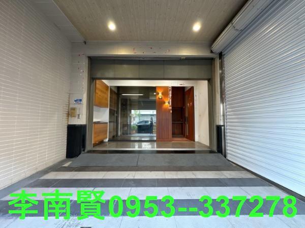 東區透天-1