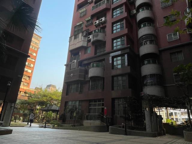 台南東區大樓-11