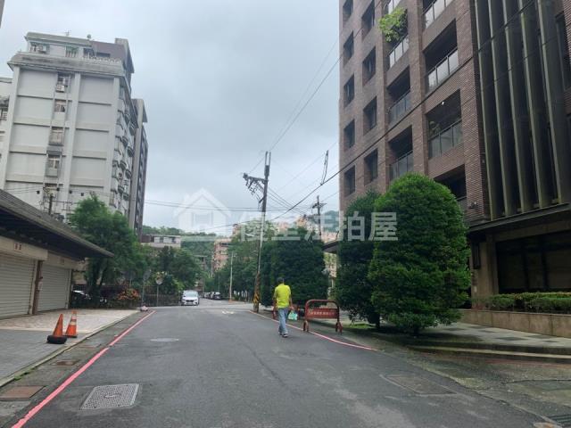 暖暖華廈法拍-8