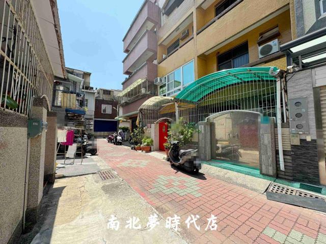 東區透天-12