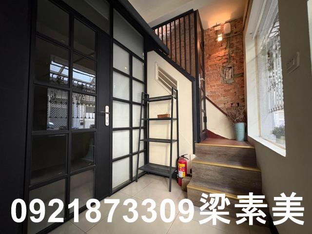 東區透天-12