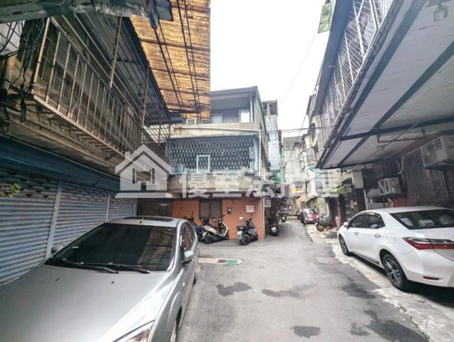 新北法拍平房-9