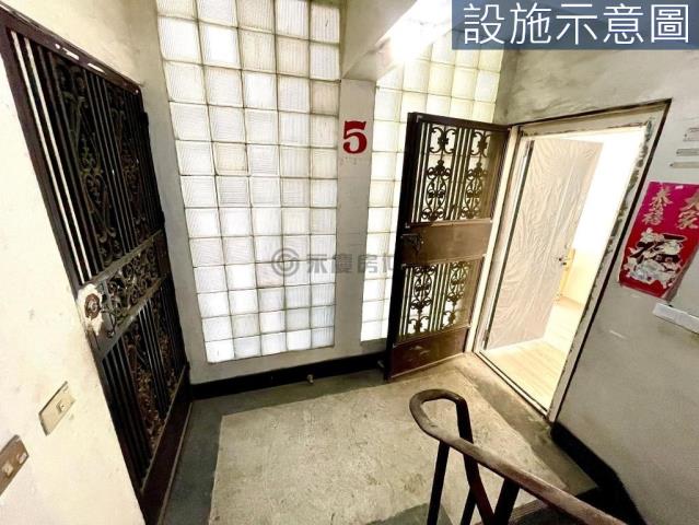 高雄新興區公寓-9
