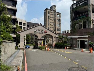 新北大樓法拍-8