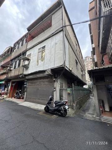 台北北投透天法拍-2