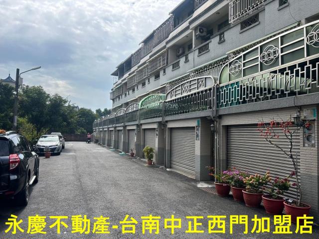 東區透天-1