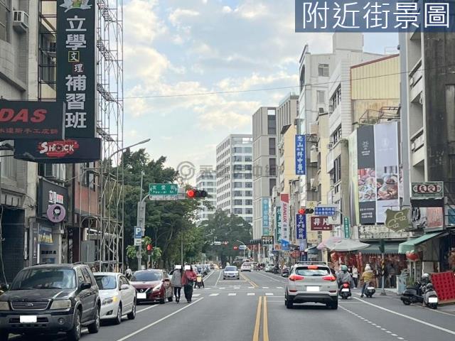 中西區透天-12