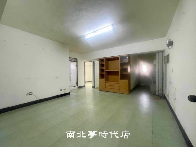 台南南區公寓-1