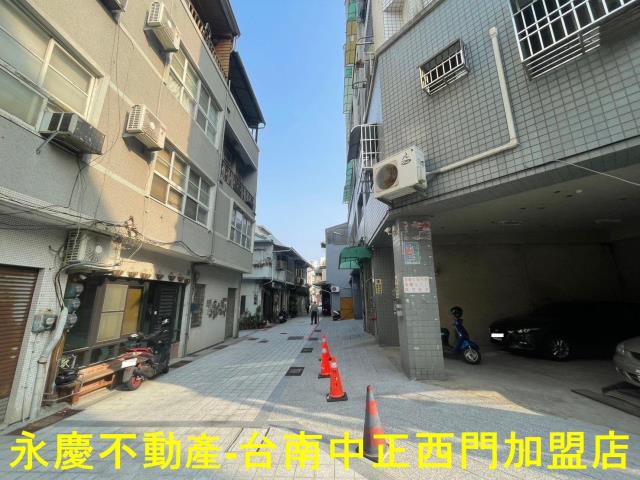 台南中西區透天-6