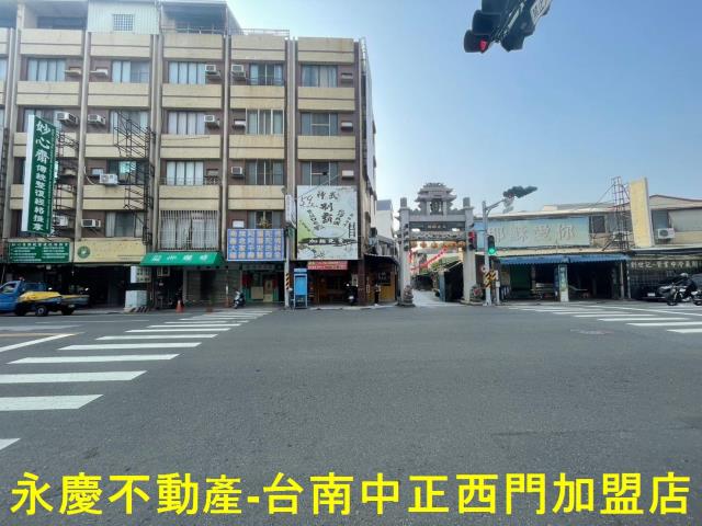 台南中西區透天-8
