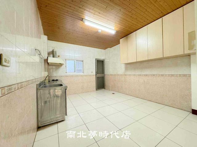 台南安南透天-9