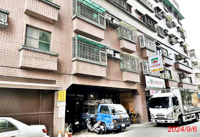 佳里公園路樓店面