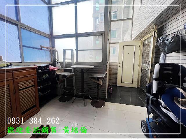 安平河景明亮實地樓中