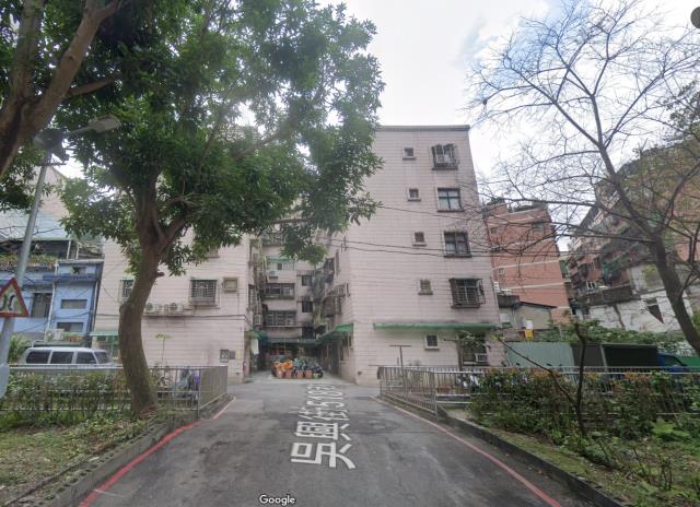 信義區法拍公寓-4