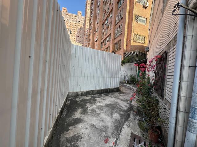 高雄三民區透天-14