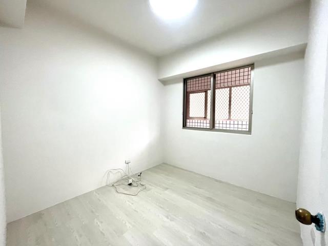 潭子華廈-2