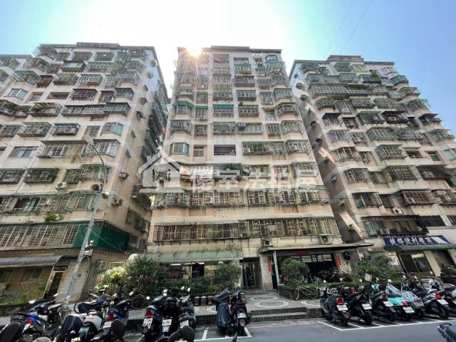 新北大樓法拍-1