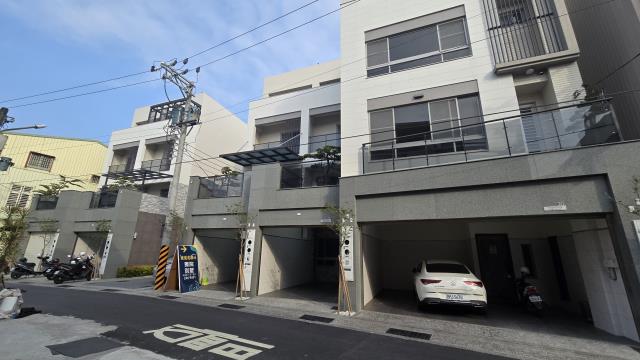 台南安南透天-1