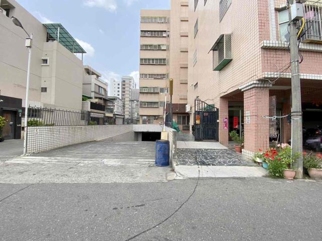 新化華廈-13