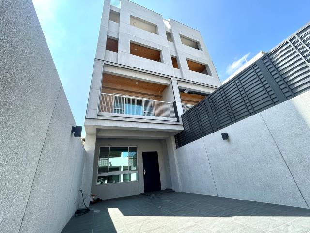 高雄岡山透天-12