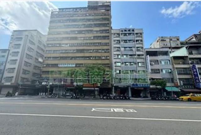 高雄鹽埕大樓-1