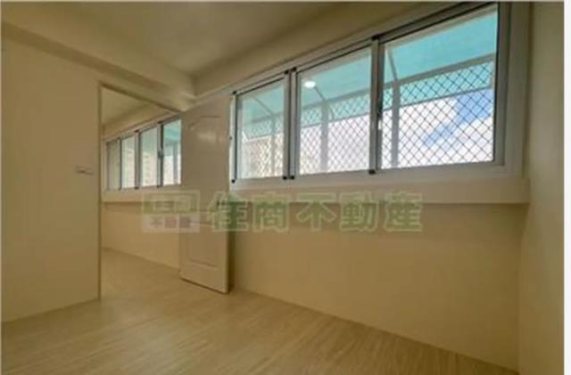 高雄鹽埕大樓-7