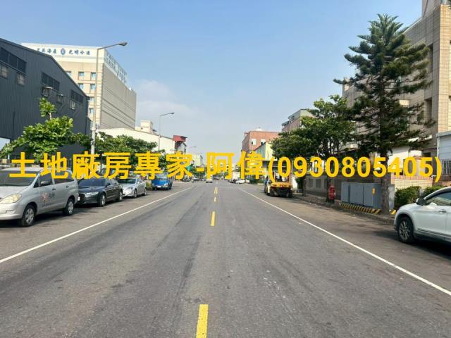 高雄前鎮店面-1