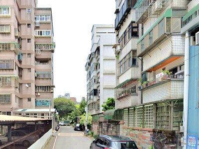 桃園龜山華廈拍賣-8