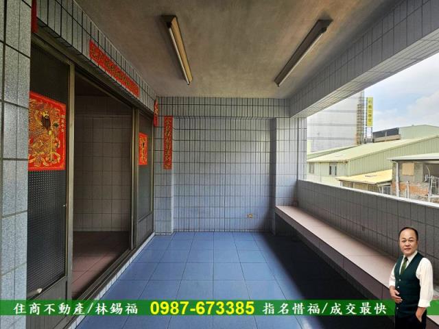 新興區透天-12