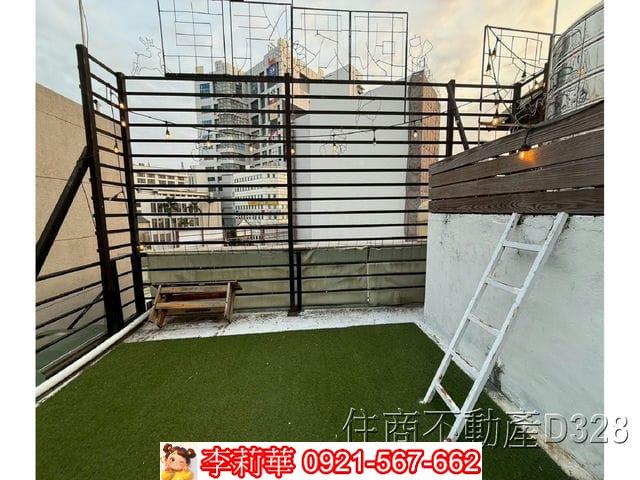 台南中西區透天-11