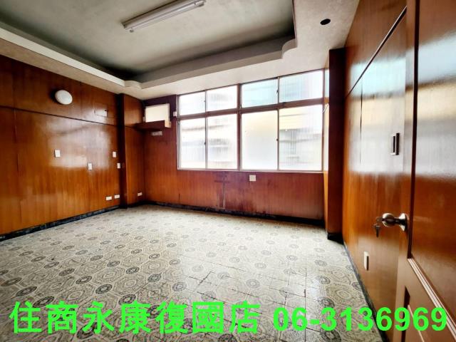 台南中西區透天-8