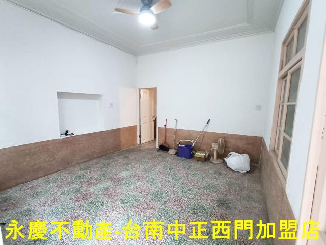 中西區透天-7