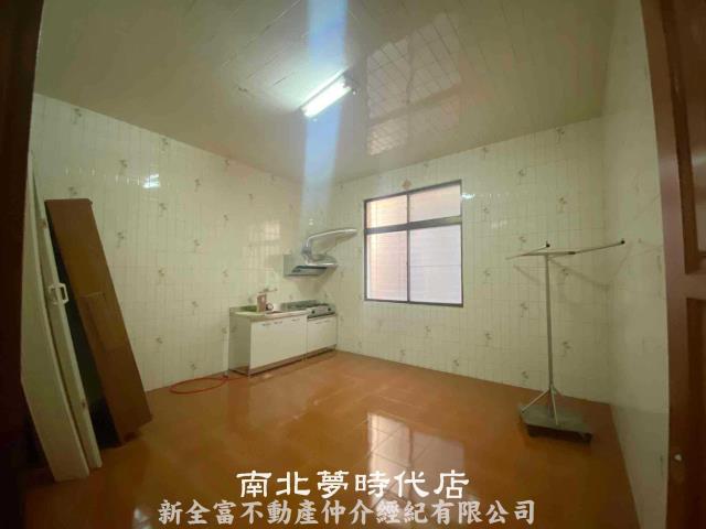 中西區透天-5