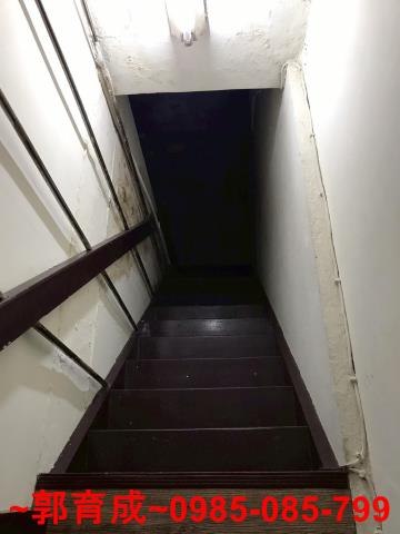 苓雅店面-3