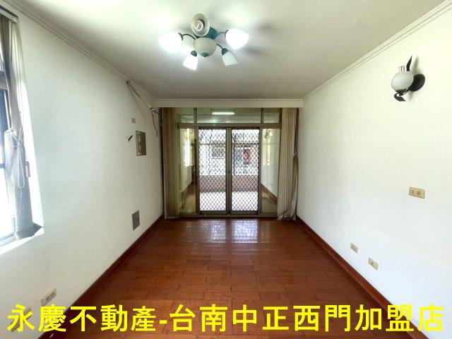 中西區透天-4